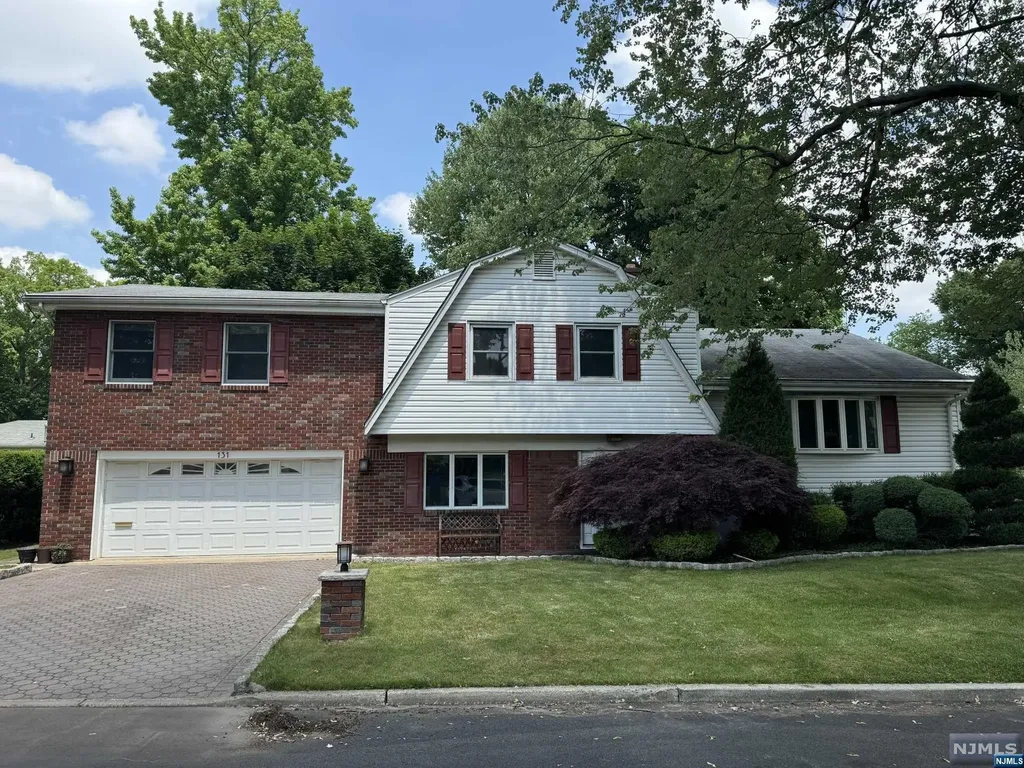 131 Prospect Terrace Teaneck NJ 07666