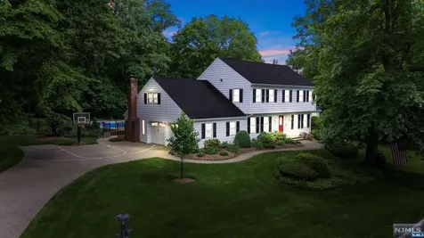 774 Highview Drive Wyckoff NJ 07481