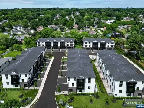 5 Skye Drive Paramus NJ 07652