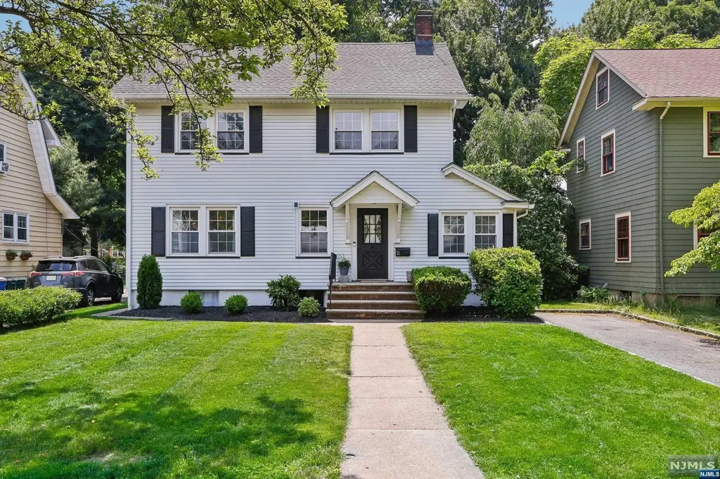 32 Bruce Road Montclair NJ 07043