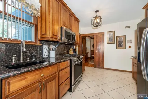 55 Heights Road Clifton NJ 07012