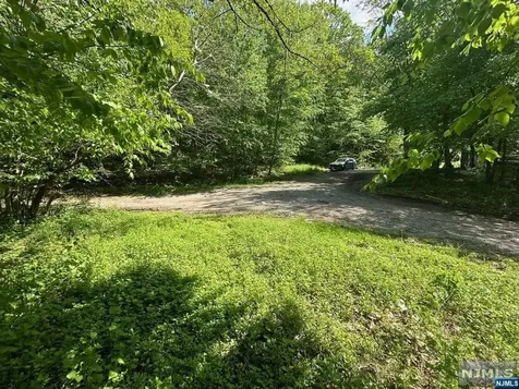 0 Gladstone Road West Milford NJ 07421