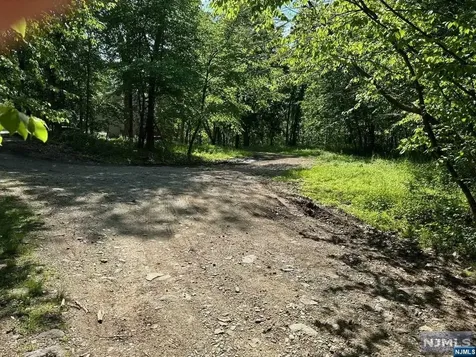 0 Gladstone Road West Milford NJ 07421