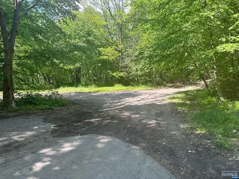 0 Gladstone Road West Milford NJ 07421