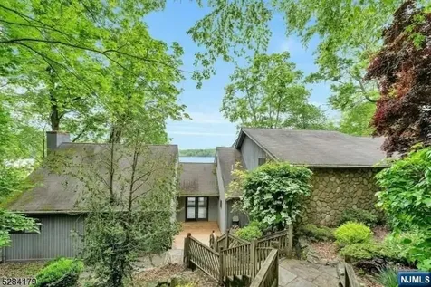 119 Demarest Road Bloomingdale NJ 07403