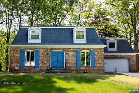 733 Riven Wood Road Franklin Lakes NJ 07417