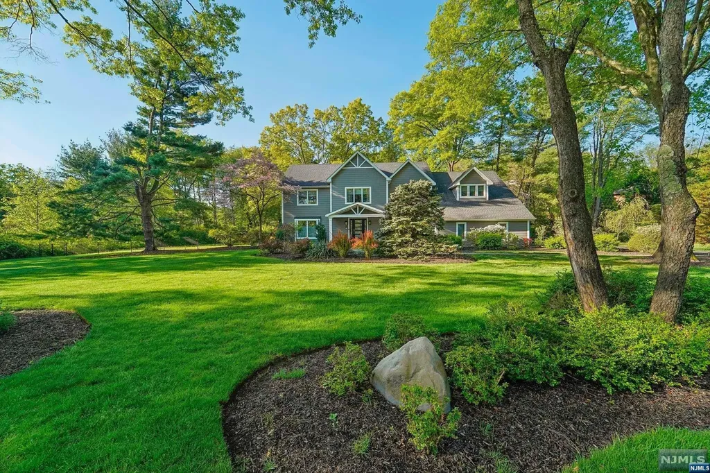 1 Westwind Court Saddle River NJ 07458