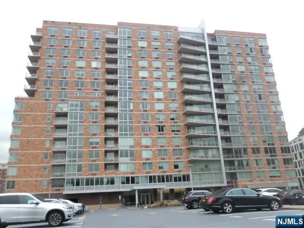 1515 Hudson Park Edgewater NJ 07020