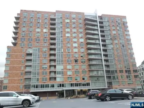 1515 Hudson Park Edgewater NJ 07020