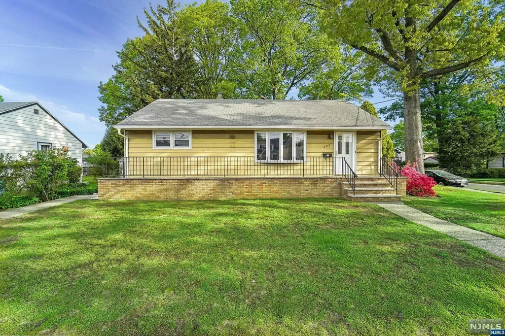 295 Hayes Drive Saddle Brook NJ 07663