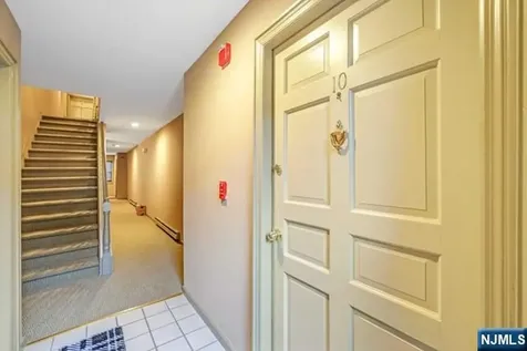 10 Fallsbridge Drive Totowa NJ 07512