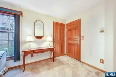 10 Fallsbridge Drive Totowa NJ 07512