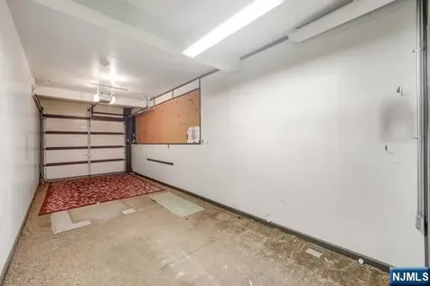10 Fallsbridge Drive Totowa NJ 07512