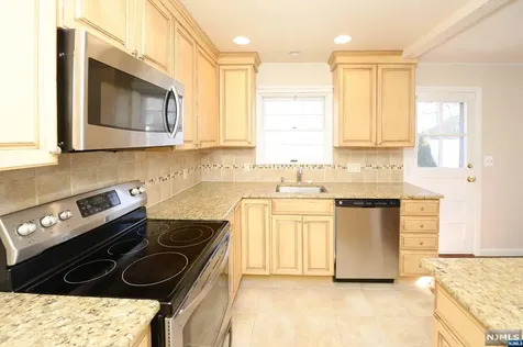 472 Hunter Road Ridgewood NJ 07450