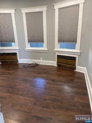 27 Albert Street Garfield NJ 07026