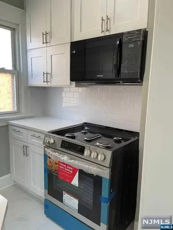 27 Albert Street Garfield NJ 07026