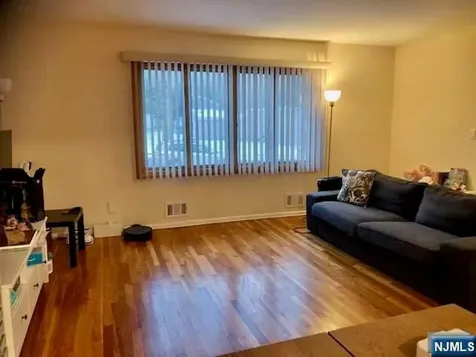 424 Jefferson Street Ridgewood NJ 07450