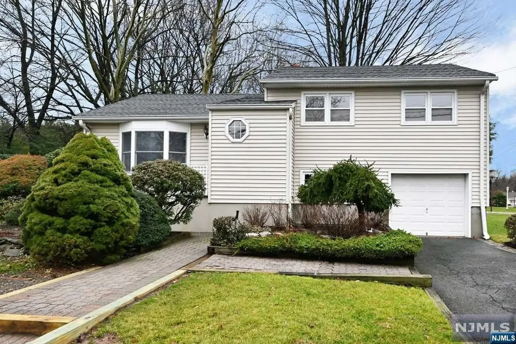 73 Spring Valley Road Paramus NJ 07652