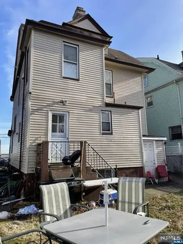 734 Ridge Street Newark NJ 07104