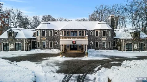 105 Chestnut Ridge Road Saddle River NJ 07458