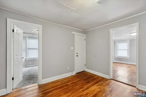 86 Steuben Street East Orange NJ 07018