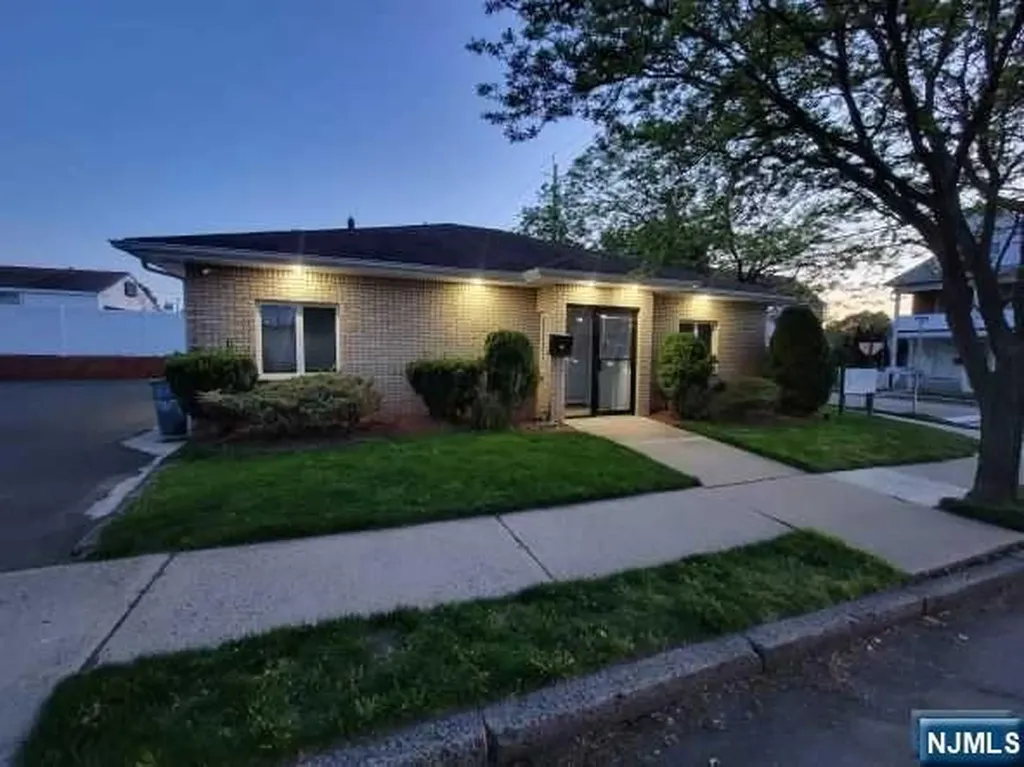 116 Terrace Avenue Lodi NJ 07644