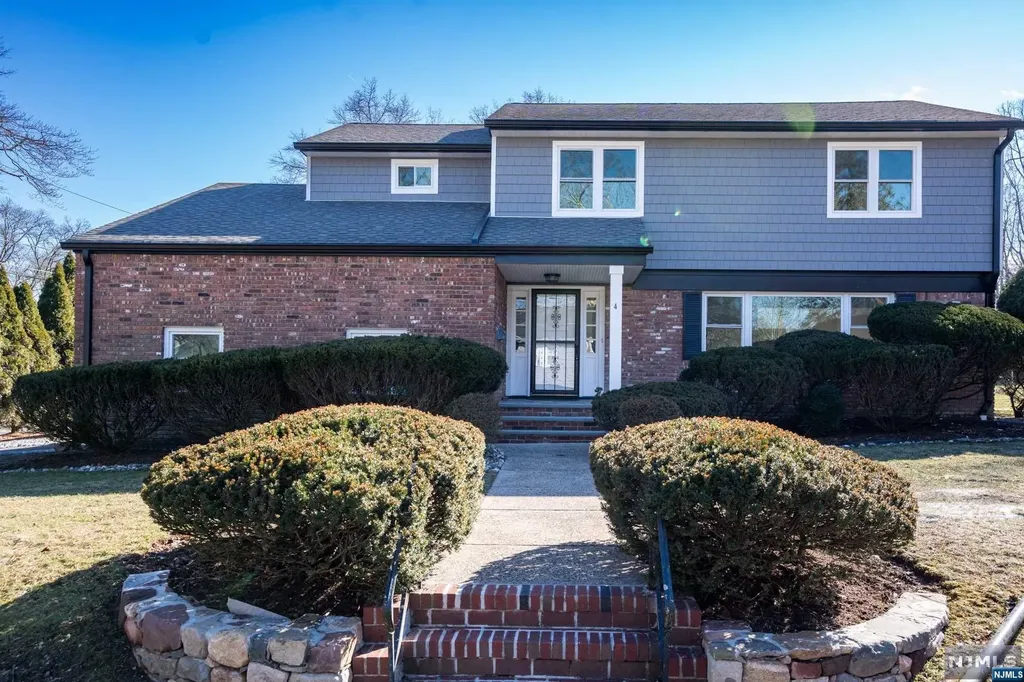4 Sycamore Street Cresskill NJ 07626