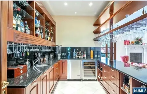 35 Timberline Drive Alpine NJ 07620