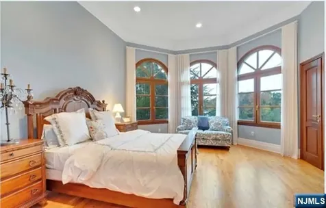 35 Timberline Drive Alpine NJ 07620