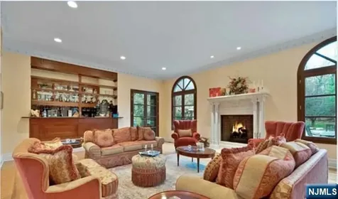 35 Timberline Drive Alpine NJ 07620
