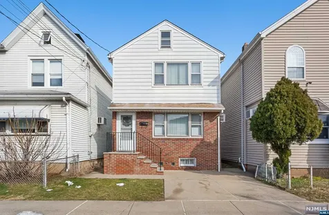89 Anderson Avenue Wallington NJ 07057