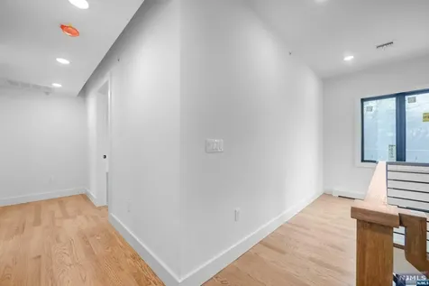 109 Henry Avenue Palisades Park NJ 07650