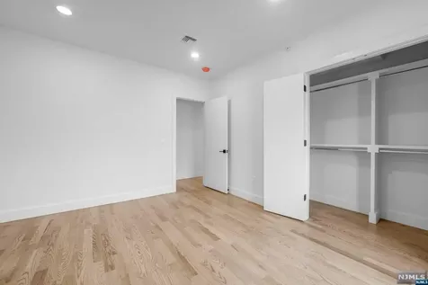 109 Henry Avenue Palisades Park NJ 07650