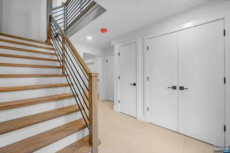 109 Henry Avenue Palisades Park NJ 07650