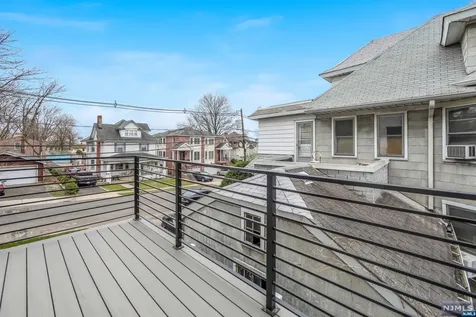 109 Henry Avenue Palisades Park NJ 07650