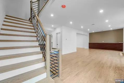 109 Henry Avenue Palisades Park NJ 07650