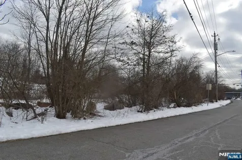 13-19 Lakeside Road West Milford NJ 07421