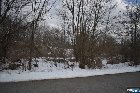 13-19 Lakeside Road West Milford NJ 07421