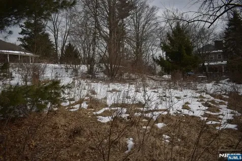 18 Valley View Lane West Milford NJ 07480