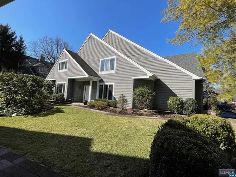 285 Barnstable Drive Wyckoff NJ 07481