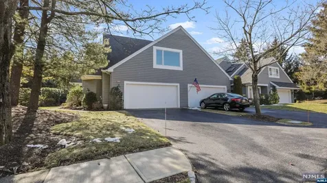 285 Barnstable Drive Wyckoff NJ 07481