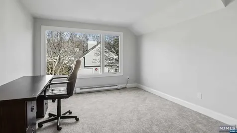 285 Barnstable Drive Wyckoff NJ 07481
