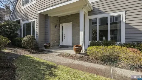 285 Barnstable Drive Wyckoff NJ 07481