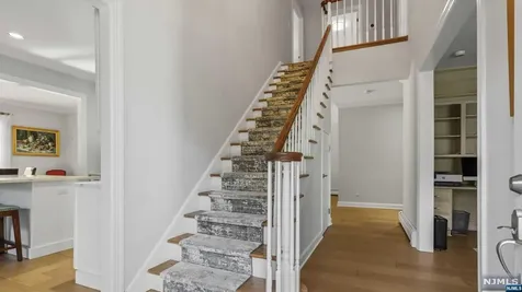 285 Barnstable Drive Wyckoff NJ 07481