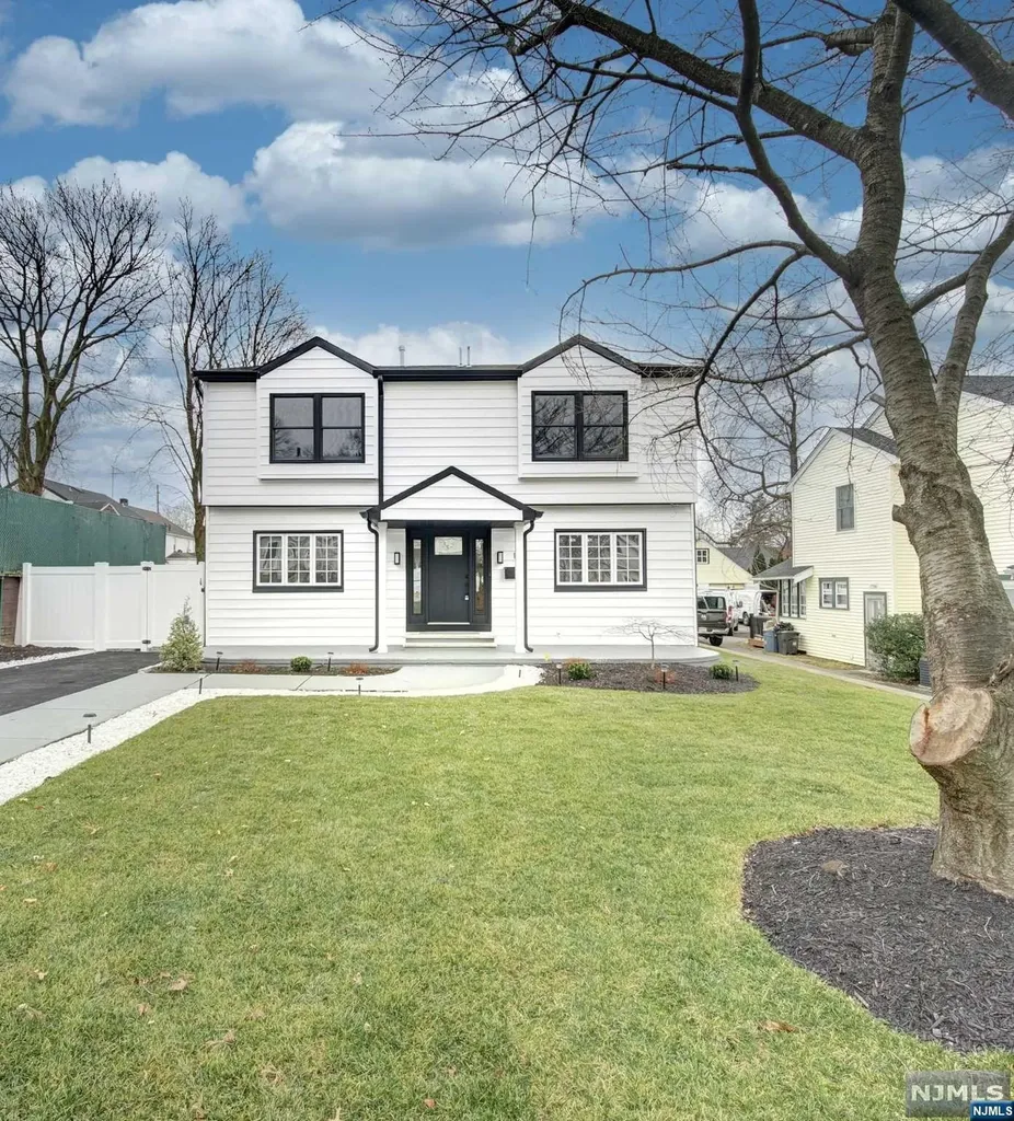 11 Crescent Street Rochelle Park NJ 07662