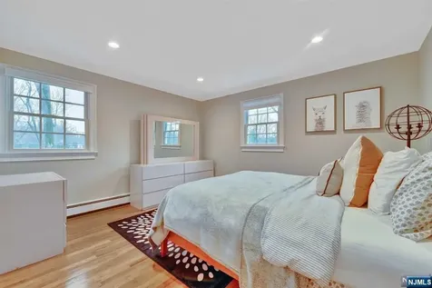 697 Knollwood Road Franklin Lakes NJ 07417