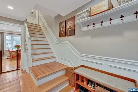 697 Knollwood Road Franklin Lakes NJ 07417