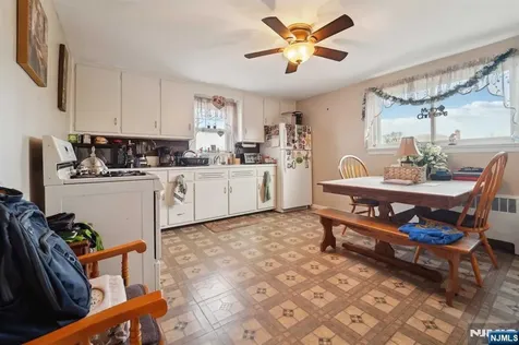 505 Forest Avenue Lyndhurst NJ 07071