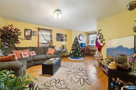 505 Forest Avenue Lyndhurst NJ 07071
