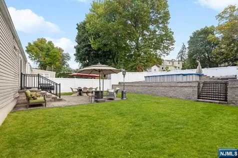 8 Phyllis Road West Orange NJ 07052